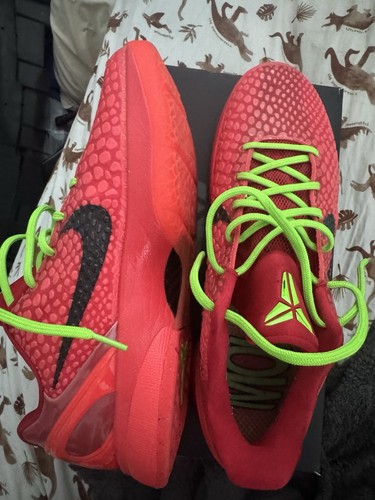 Kobe reverse grinch - reverse,